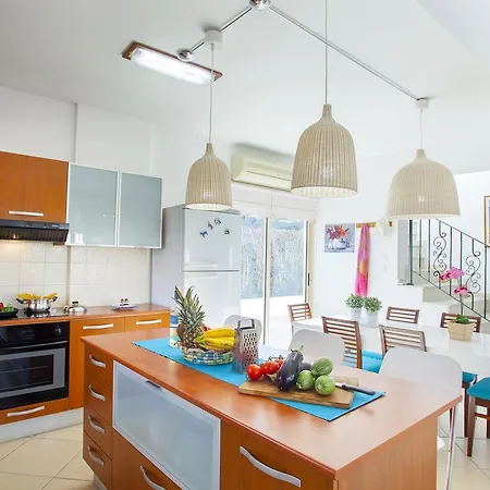 Holiday Crystal Sea Villa Protaras