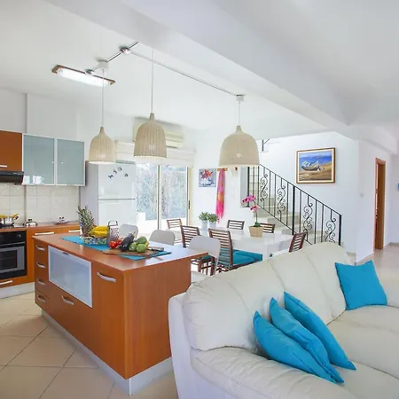 Villa Holiday Crystal Sea