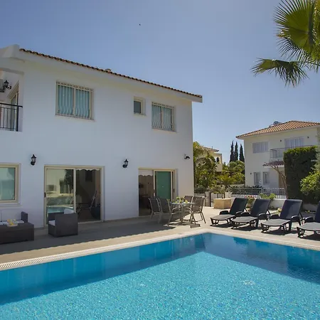 Holiday Crystal Sea Villa *